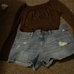 Shirt and shirt bundle